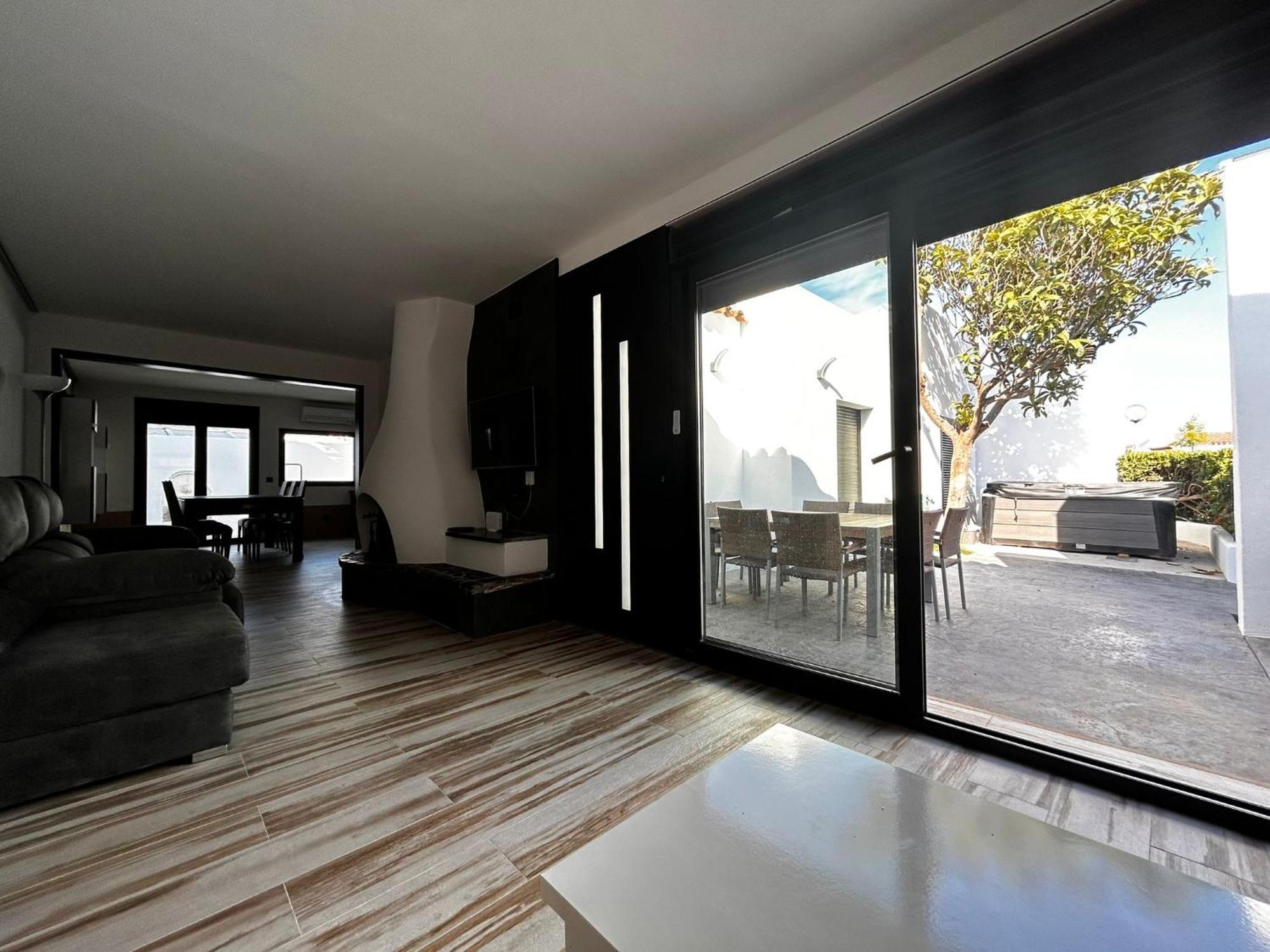 Casa Cala Llarga Rosas